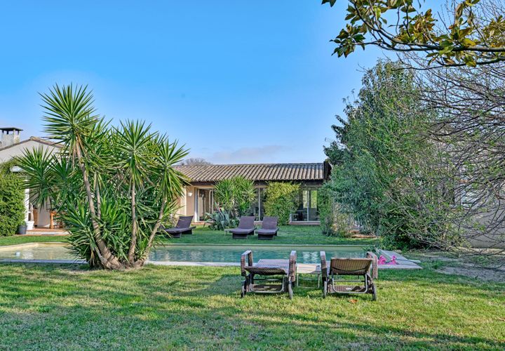 Villa i Aimargues, Gard, Aimargues - € 850.000 | Ref: Js60 - foto 1