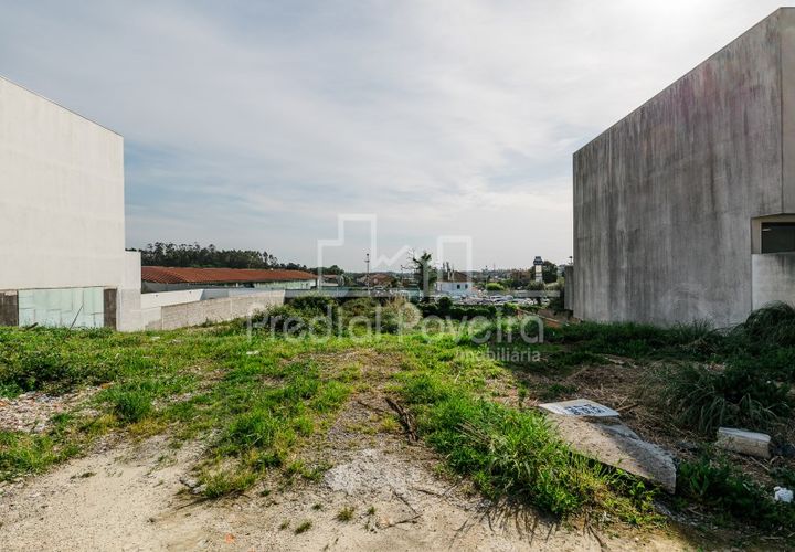 Helårsgrund i Penafiel, Porto, Penafiel - € 87.500 | Ref: 3036 - foto 1