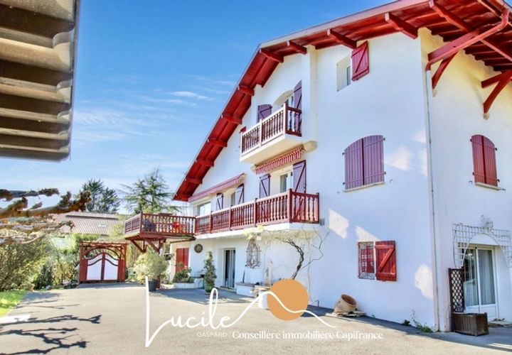 Villa i Ustaritz, Pyrenees-Atlantiques, Ustaritz - € 795.000 | Ref: 340937607103 - foto 1