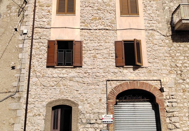 Erhvervsejendom i Vallecorsa, Frosinone, Vallecorsa - € 78.000 | Ref: 428 - foto 1