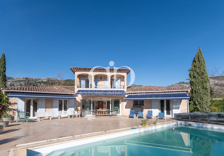 Villa i Roquevaire, Bouches-du-Rhone, Roquevaire - € 1.060.000 | Ref: VM - 807 - foto 1
