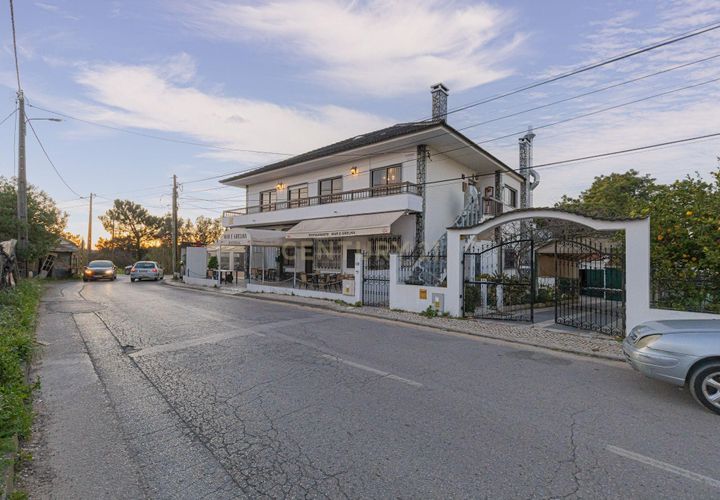 Villa i Seixal, Setubal, Seixal - € 950.000 | Ref: C0379-00862 - foto 1