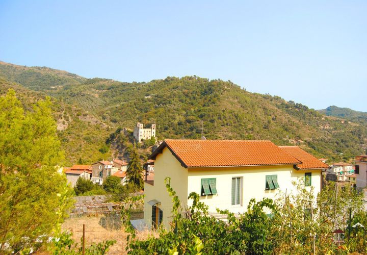 Villa i Dolceacqua, Imperia, Dolceacqua - € 900.000 | Ref: v10257 - foto 1