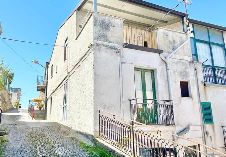 Villa i Chiusa Sclafani, Palermo, Chiusa Sclafani - € 28.000 | Ref: 8682RV34057 - foto 1