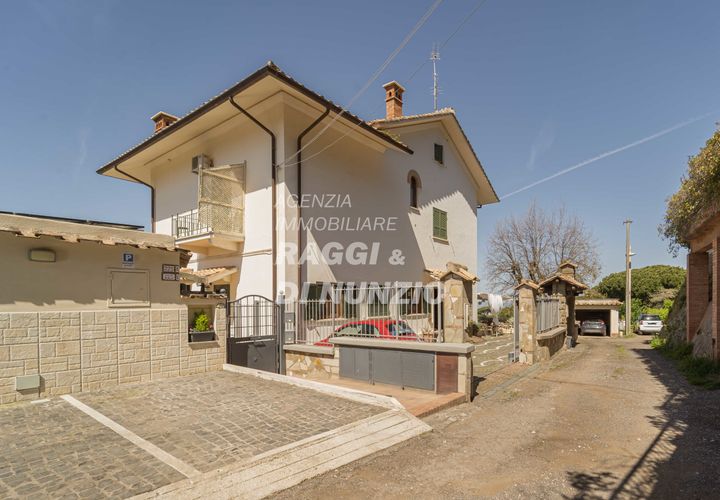Villa a Grottaferrata, Rome, Grottaferrata - € 980.000 | Ref: 189 - foto 1