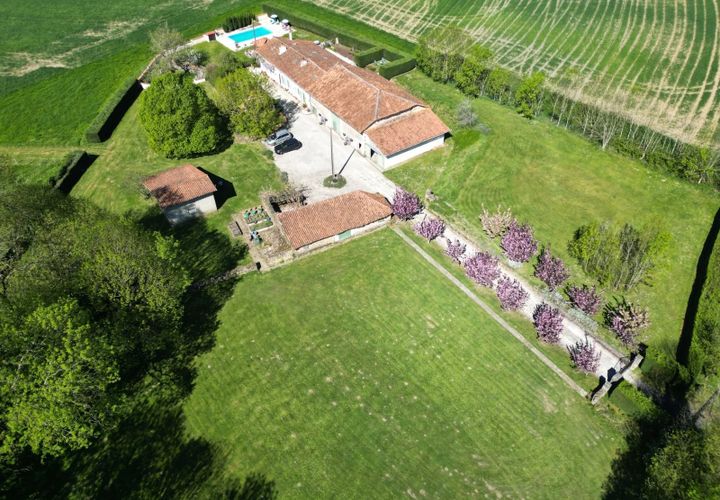 Villa i Rouzède, Charente, Rouzède - € 399.500 | Ref: BVI80214 - foto 1