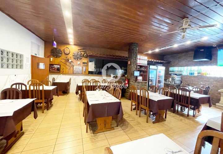 Erhvervsejendom i Trofa, Porto, Trofa - € 150.000 | Ref: 240-N-25671 - foto 1