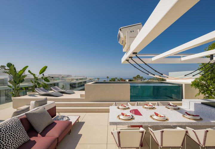 Villa in Marbella, Malaga, Marbella - € 7.900.000 | Ref: V12-9 - foto 1