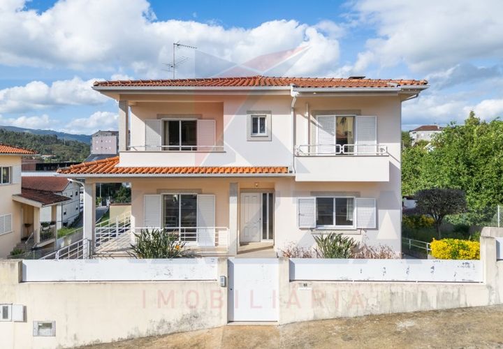 Villa i Vila Verde, Braga, Vila Verde - € 350.000 | Ref: KAZ_220 - foto 1
