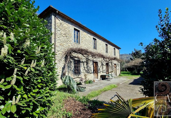 Villa i Barga, Lucca, Barga - € 500.000 | Ref: v6133-x - foto 1