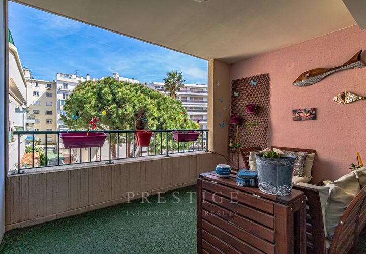 Lejlighed i Antibes, Alpes-Maritimes, Antibes - € 415.000 | Ref: 85835886 - foto 1