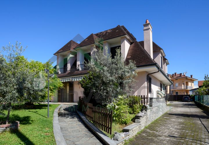 Villa a Nole, Turin, Nole - € 399.000 | Ref: 042 - foto 1