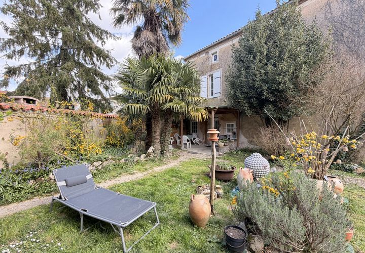 Villa i Ruffec, Charente, Ruffec - € 246.100 | Ref: BVI80639 - foto 1