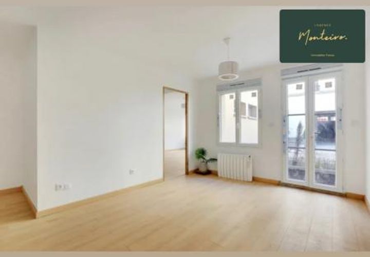 Villa a Saint-Denis, Seine-Saint-Denis, Saint-Denis - € 607.700 | Ref: Lm85 - foto 1