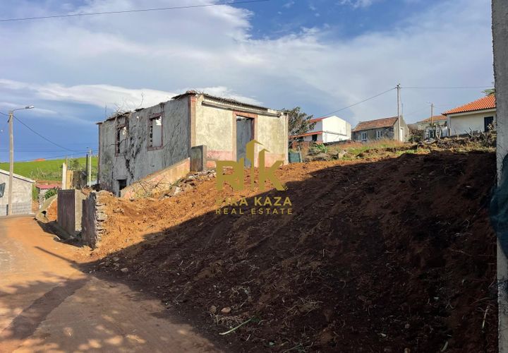 Villa i Calheta, Madeira, Calheta - € 125.000 | Ref: RK11723 - foto 1