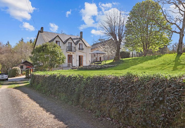Villa a Madranges, Correze, Madranges - € 249.000 | Ref: CC-4701 - foto 1