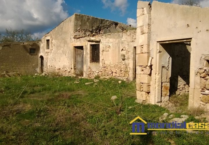 Landejendom i Noto, Siracusa, Noto - € 8.000 | Ref: ECR-19 - foto 1