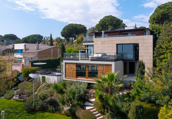 Villa a Calella, Barcelona, Calella - € 2.095.000 | Ref: MRS59261 - foto 1