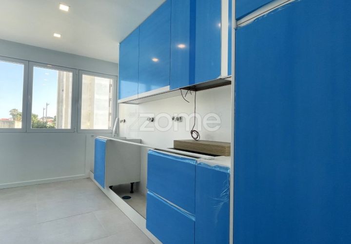 Lejlighed i Amadora, Lisbon, Amadora - € 750.000 | Ref: ZMPT575376 - foto 1