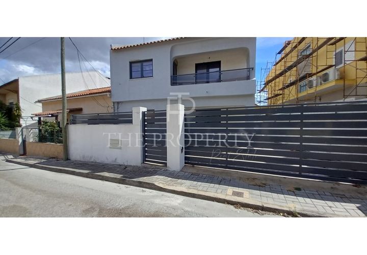 Byhus i Amora, Setubal, Amora - € 445.000 | Ref: RS337 - foto 1