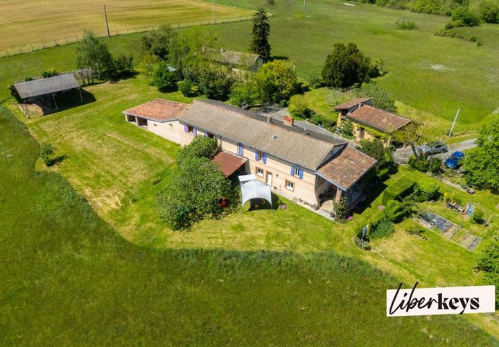 Villa i Madière, Ariege, Madière - € 479.000 | Ref: DOM18489 - foto 1
