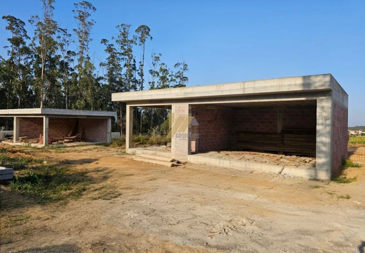 Villa i Ovar, Aveiro, Ovar - € 450.000 | Ref: 695 - foto 1