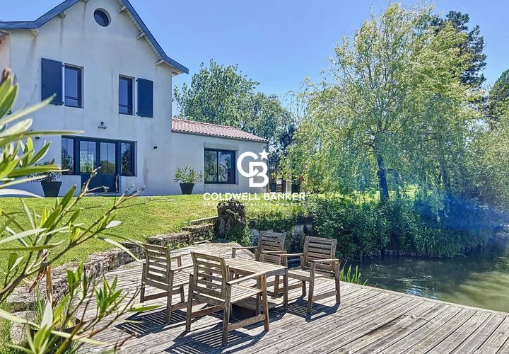 Villa i Marans, Charente-Maritime, Marans - € 649.000 | Ref: OFFSL011LBLR - foto 1