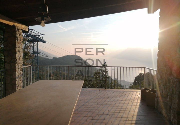 Villa i Malcesine, Verona, Malcesine - € 1.200.000 | Ref: S-126-MG - foto 1