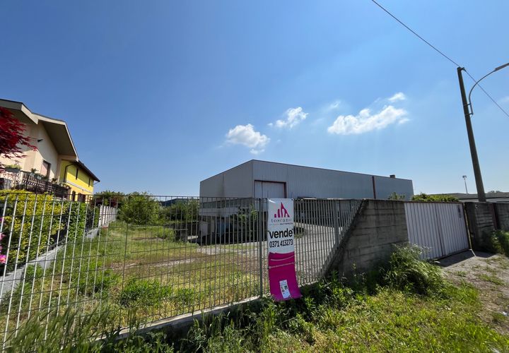 Erhvervsejendom i Vigevano, Pavia, Vigevano - € 255.000 | Ref: BL6157VE - foto 1
