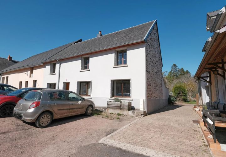 Villa a Roussillon-en-Morvan, Saone-et-Loire, Roussillon-en-Morvan - € 79.000 | Ref: KB-23127 - foto 1