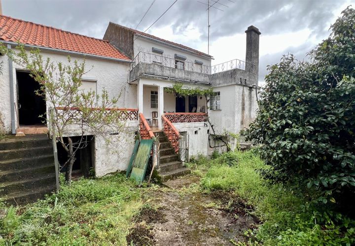 Villa a Gouveia, Guarda, Gouveia - € 45.000 | Ref: 405250023 - foto 1