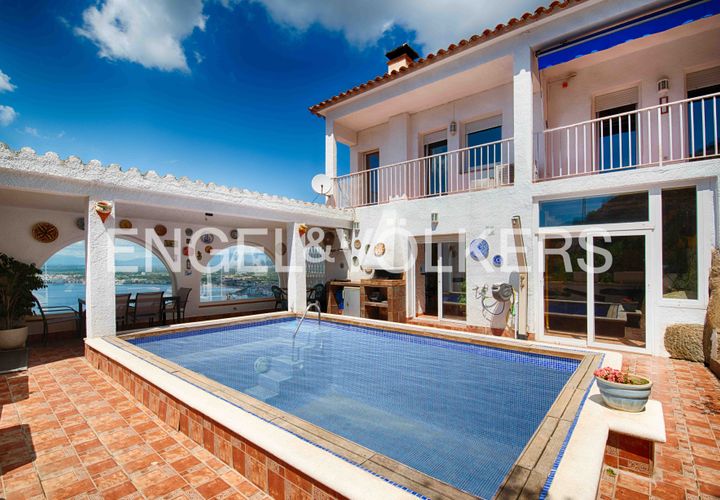Villa i Roses, Gerona, Roses - € 790.000 | Ref: W-02ZYPS - foto 1