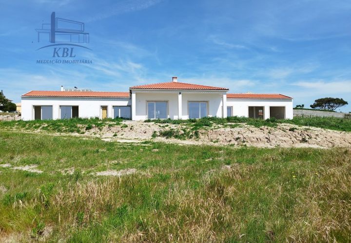 Villa i Ferrel, Leiria, Ferrel - € 1.200.000 | Ref: KBL10336 - foto 1