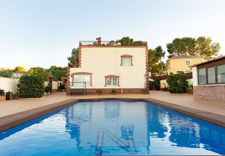 Villa i Los Balcones, Alicante, Los Balcones - € 930.000 | Ref: R5038864 - foto 1