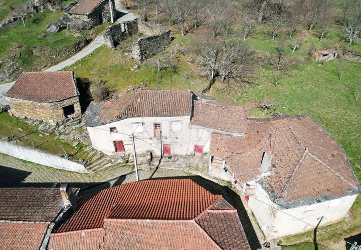 Villa a Vinhais, Braganca, Vinhais - € 57.500 | Ref: 121751324-287 - foto 1