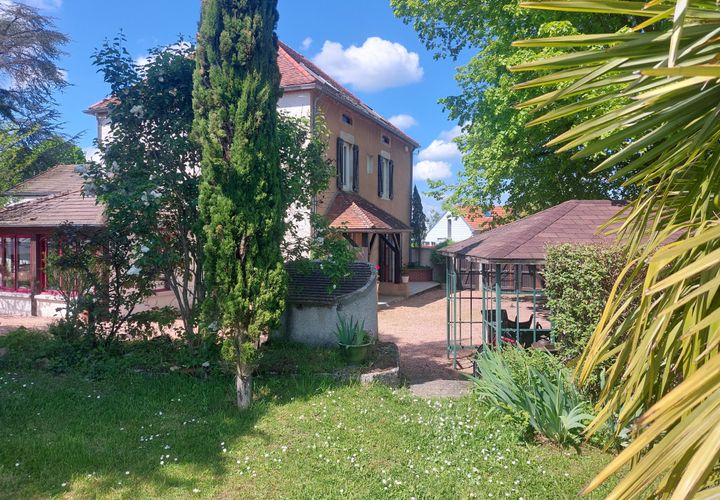 Villa a Vendat, Allier, Vendat - € 353.600 | Ref: 1257 - foto 1