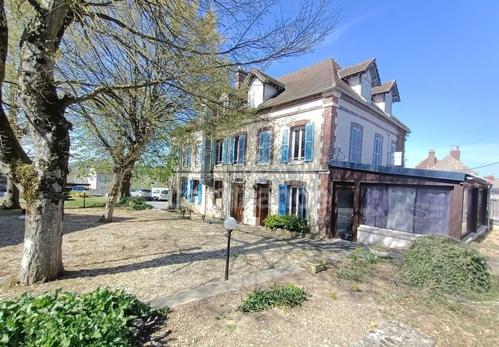 Villa a Villevallier, Yonne, Villevallier - € 160.000 | Ref: 340933083053 - foto 1