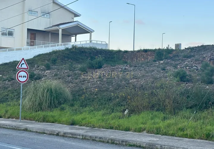 Helårsgrund i Valongo, Porto, Valongo - € 57.500 | Ref: C0510-00268 - foto 1