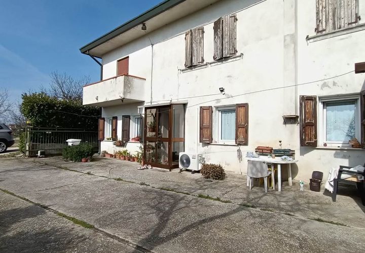Villa a Rovigo, Rovigo, Rovigo - € 105.000 | Ref: ROV1116 - foto 1