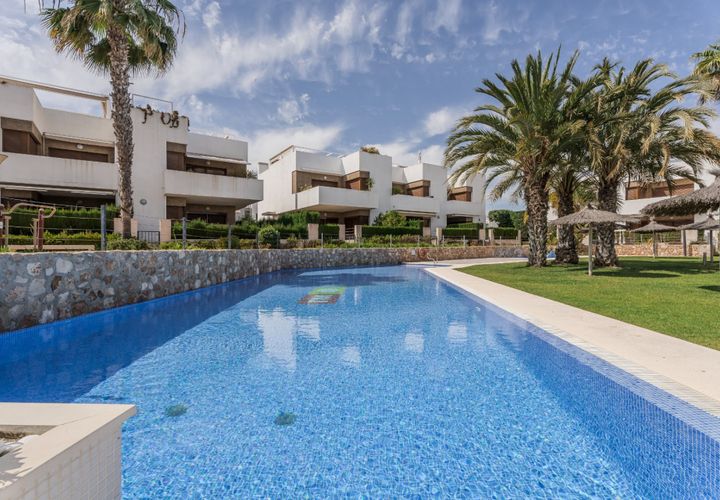 Lejlighed i La Zenia, Alicante, La Zenia - € 379.000 | Ref: R-72047 - foto 1