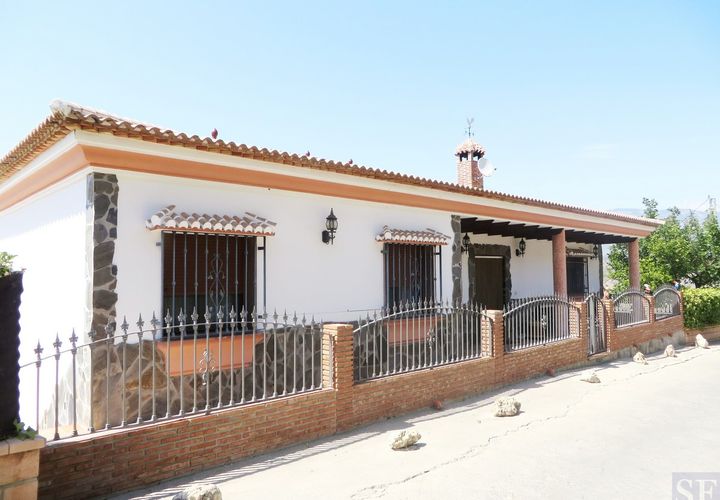 Villa a Sayalonga, Malaga, Sayalonga - € 577.500 | Ref: CV409 - foto 1