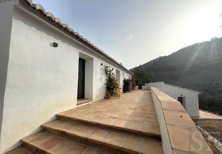 Villa i Sayalonga, Malaga, Sayalonga - € 180.000 | Ref: CV886 - foto 1