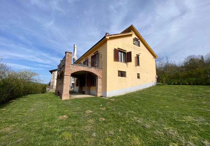 Villa a Serravalle Langhe, Cuneo, Serravalle Langhe - € 180.000 | Ref: D720.25 - foto 1
