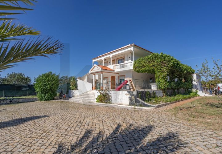 Villa i Faro, Faro, Faro - € 650.000 | Ref: KWPT-015537 - foto 1