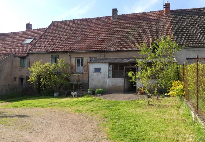 Villa i Essertenne, Saone-et-Loire, Essertenne - € 45.000 | Ref: 85912478 - foto 1