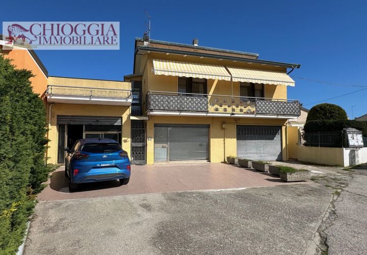 Villa i Chioggia, Venice, Chioggia - € 340.000 | Ref: 109 - foto 1