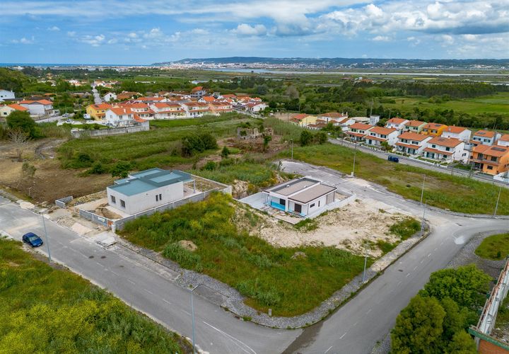 Helårsgrund i Figueira da Foz, Coimbra, Figueira da Foz - € 55.000 | Ref: DHL157 - foto 1