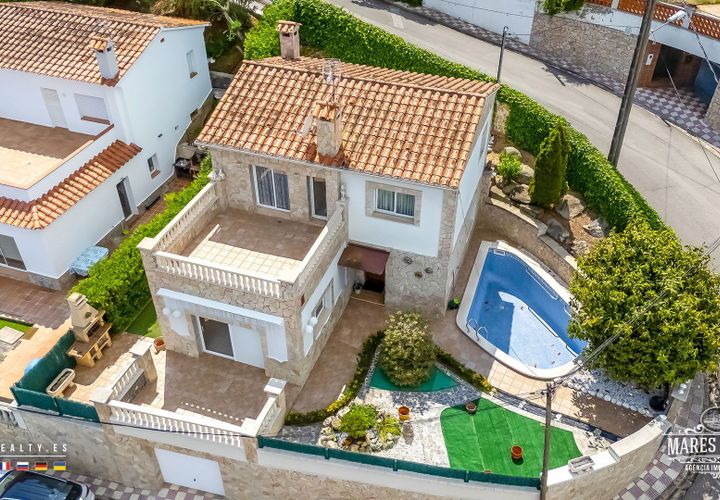 Villa i Lloret De Mar, Gerona, Lloret De Mar - € 636.000 | Ref: CHA0496 - foto 1