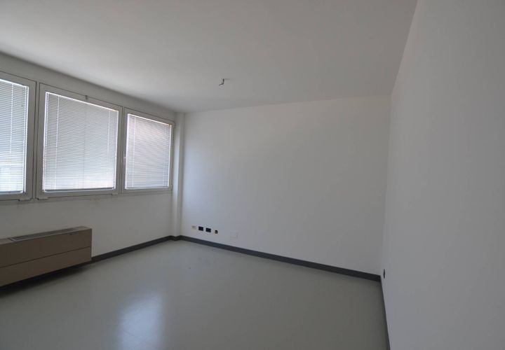 L'establiment comercial a Limena, Padua, Limena - € 750/mes | Ref: 1357 - foto 1