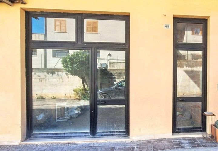 L'establiment comercial a Cingoli, Macerata, Cingoli - € 90.192 | Ref: 2515097 - foto 1